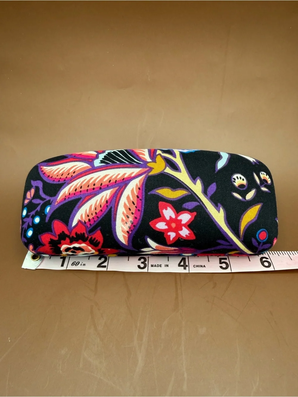 Vera Bradley Black Floral Hard Shell Clam Eyeglass Case Foxwood Pattern Retired